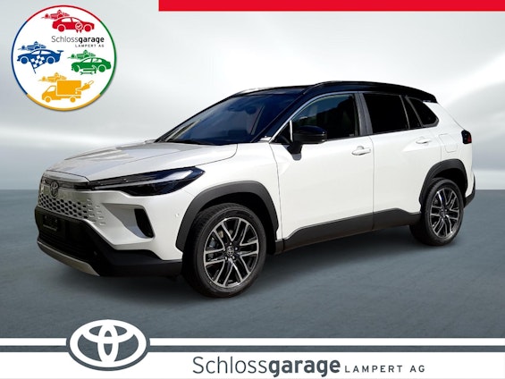 First vehicle image