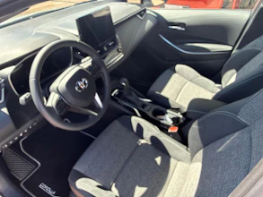 https://vehicle.imgix.net/4002099/3415226e-5d66-4e5b-aea7-19f3a10ed354.jpg