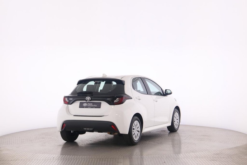 Vehicle image TOYOTA YARIS