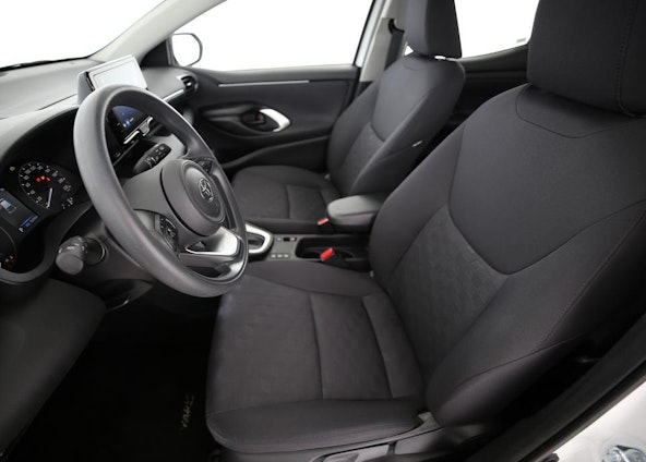 Vehicle image 3 Vehicle image 3