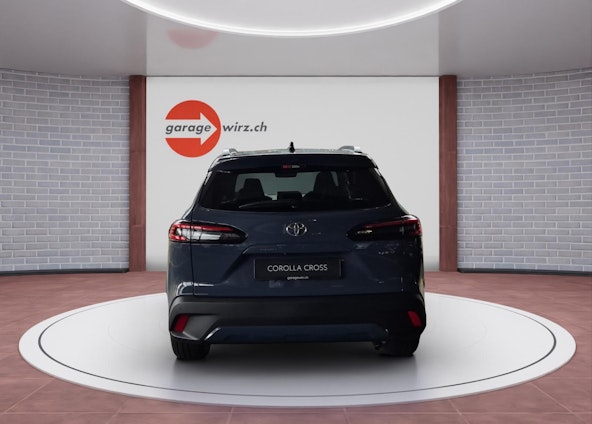 Vehicle image 3 Vehicle image 3