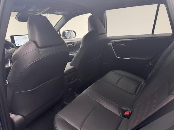 Vehicle image 6 Vehicle image 6