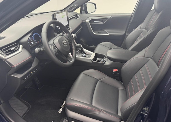 Vehicle image 5 Vehicle image 5