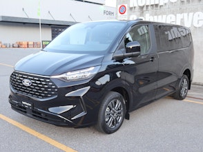 Vehicle image FORD Tourneo C Bus 320 L1 2.0 EcoBlue 170 Titanium