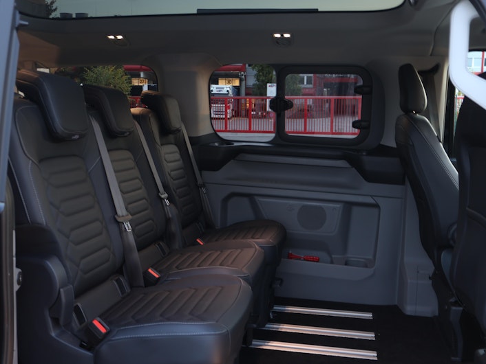 Vehicle image FORD TOURNEO