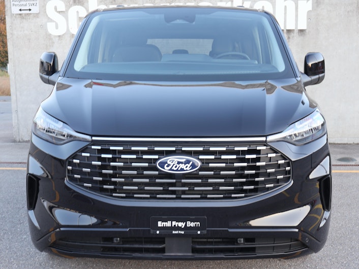 Vehicle image FORD TOURNEO