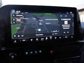 Vehicle image FORD Tourneo C Bus 320 L1 2.0 EcoBlue 170 Titanium