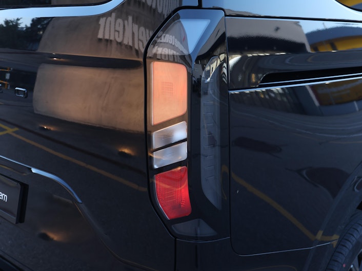 Vehicle image FORD TOURNEO