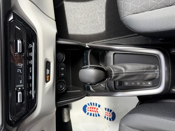 Vehicle image 11 Vehicle image 11