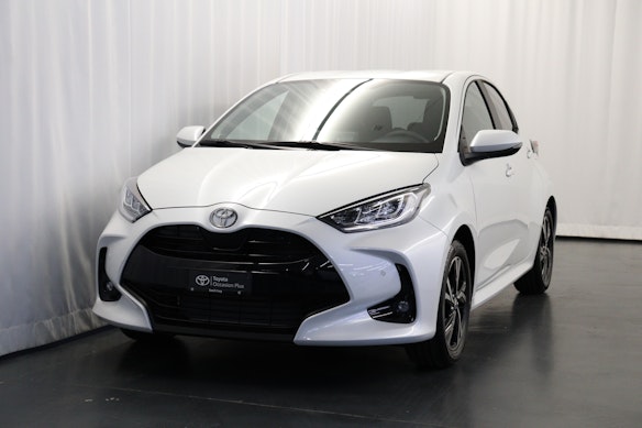 TOYOTA Yaris 1.5 VVT-i HSD Trend 0