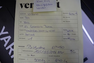 Vehicle image TOYOTA Yaris 1.5 VVT-i HSD Trend