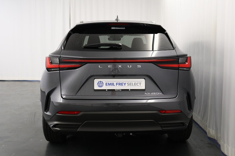 Vehicle image LEXUS NX