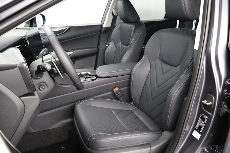 Vehicle image LEXUS NX