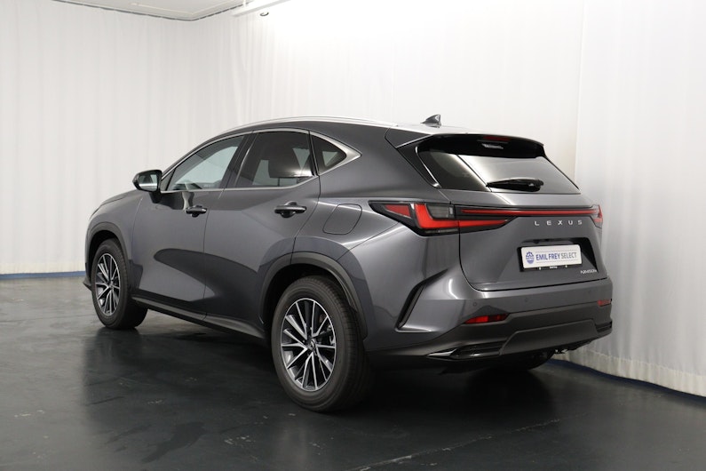 Vehicle image LEXUS NX