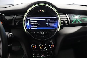 Vehicle image MINI Mini F56 2.0i Cooper S