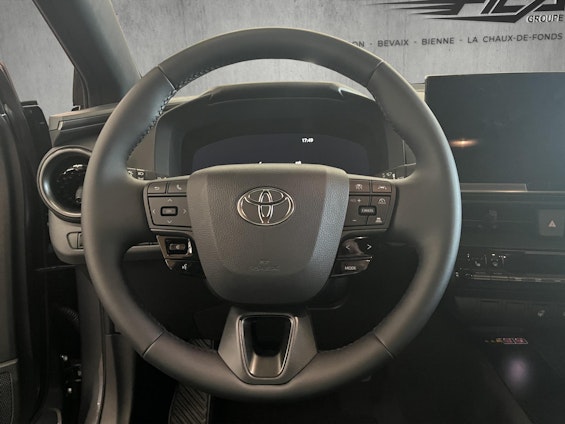 Vehicle image 7 Vehicle image 7