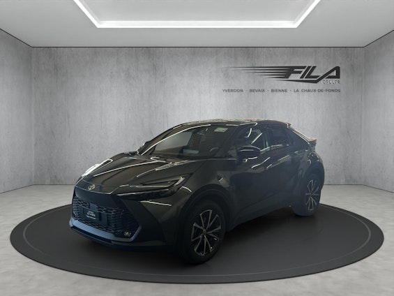 First vehicle image First vehicle image