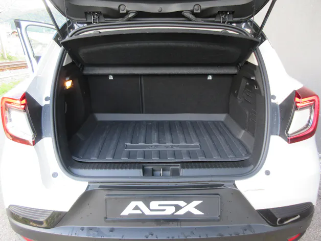 Mitsubishi ASX 1.6 PHEV Saisho