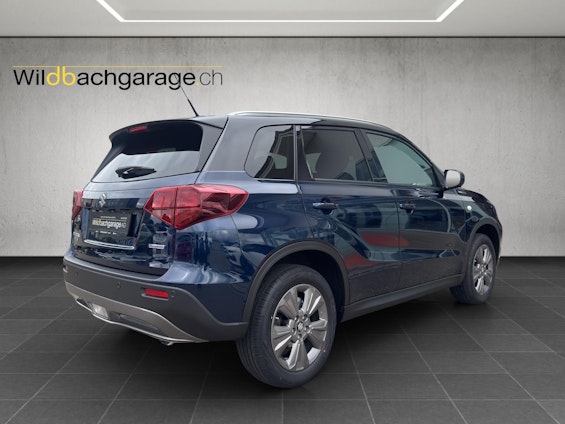 Vehicle image 4 Vehicle image 4