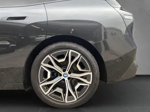 BMW iX xDrive40