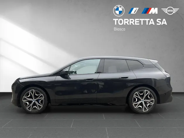 BMW iX xDrive40