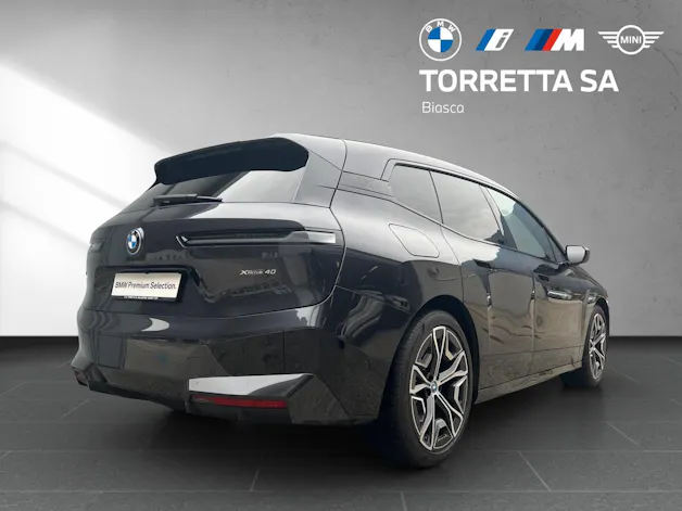 BMW iX xDrive40