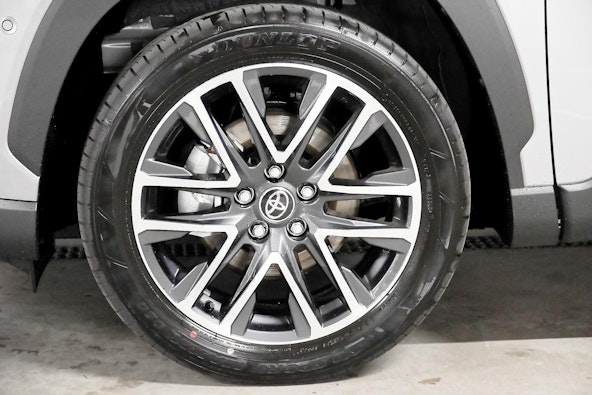 Vehicle image 13 Vehicle image 13