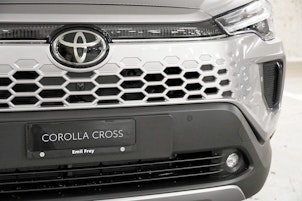 Vehicle image TOYOTA Corolla Cross 2.0 HSD Premium AWD-i