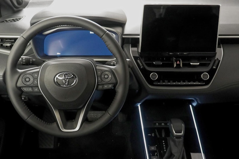 Vehicle image TOYOTA COROLLA CROSS