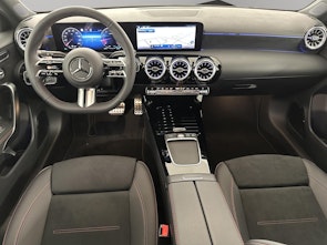 Vehicle image MERCEDES-BENZ A 250 AMG Line 4m