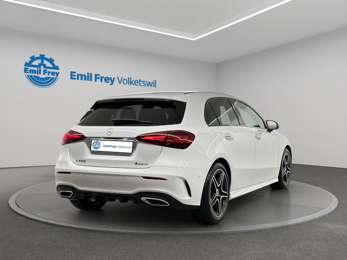 Vehicle image MERCEDES-BENZ A 250