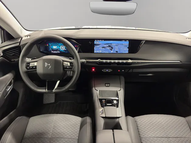 DS Automobiles No4 1.2 Hybrid Pallas