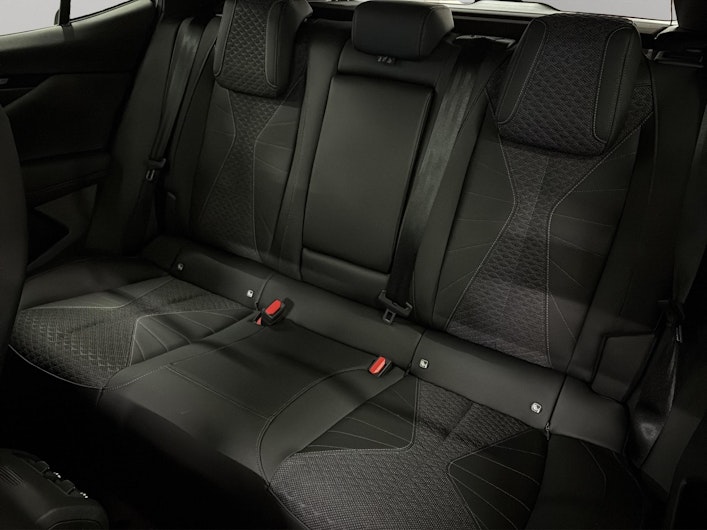 Vehicle image DS AUTOMOBILES 104