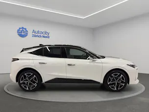 DS Automobiles No4 1.2 Hybrid Pallas