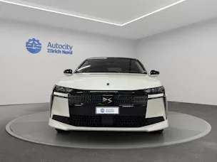 DS Automobiles No4 1.2 Hybrid Pallas