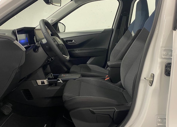 Vehicle image 5 Vehicle image 5