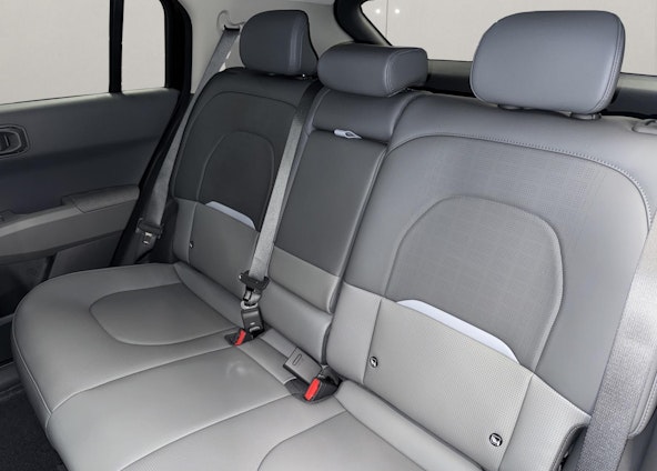 Vehicle image 8 Vehicle image 8