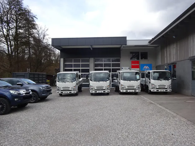 Isuzu Space Nitro Sport AT 4X4