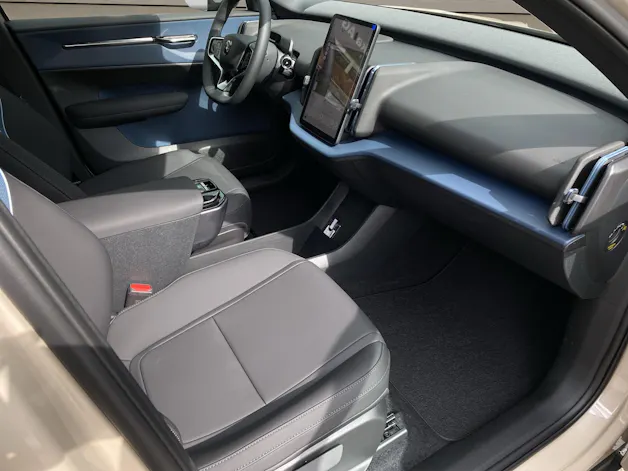 Volvo EX30 E60 Core XCITE