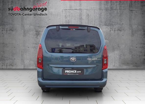 Vehicle image 13 Vehicle image 13