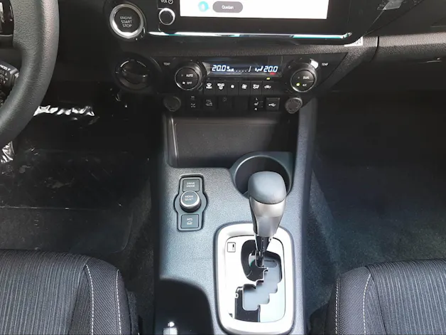 Toyota Hilux Double Cab.-Pick-up 2.8 D-4D MHEV 204 Style