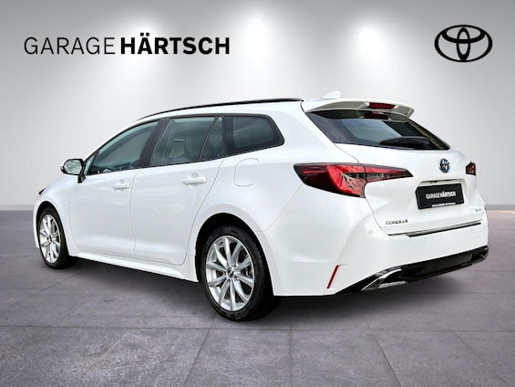 Vehicle image 3 Vehicle image 3