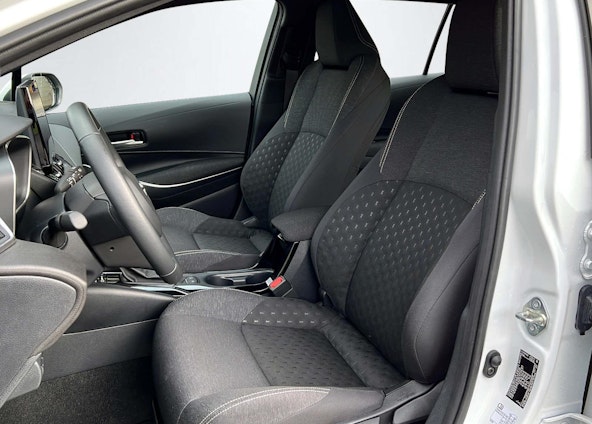 Vehicle image 14 Vehicle image 14