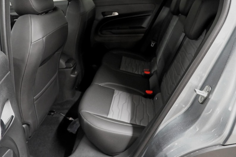 Vehicle image JEEP AVENGER