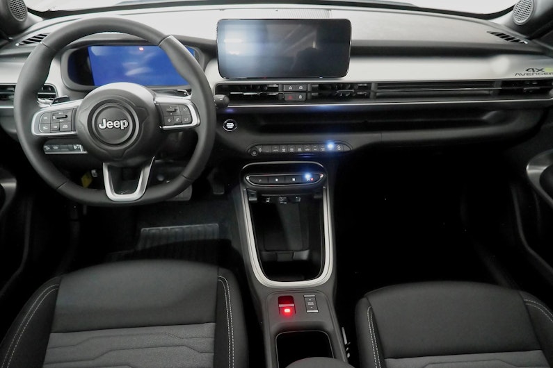 Vehicle image JEEP AVENGER