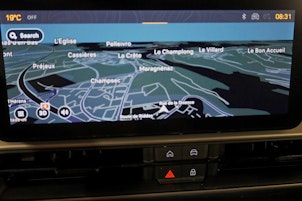 Vehicle image JEEP Avenger 1.2 MHEV Upland 4xe