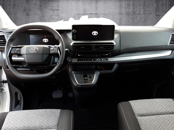 Vehicle image 4 Vehicle image 4