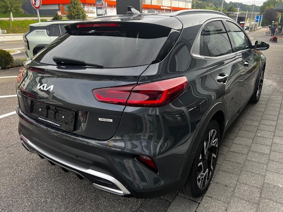 Vehicle image 2 Vehicle image 2