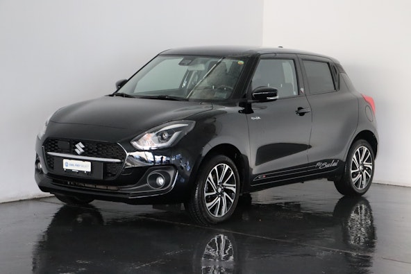 First vehicle image
