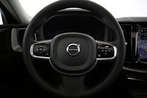 Vehicle image VOLVO XC60 2.0 T6 TE Ultimate Dark eAWD